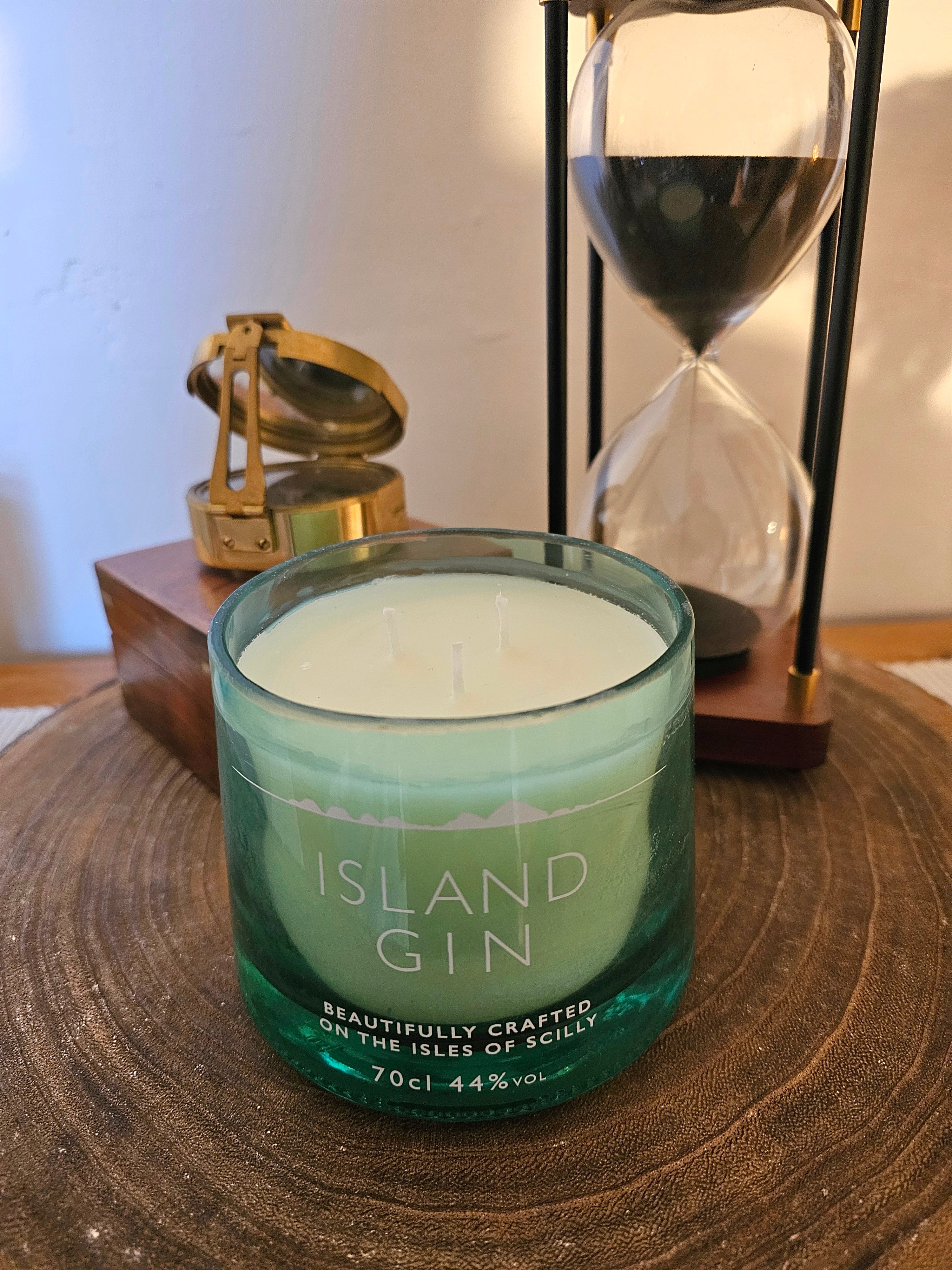 Handmade Upcycled Sweet Orange Scented Island Gin Bottle Candle With Lid - Genie Of Gins