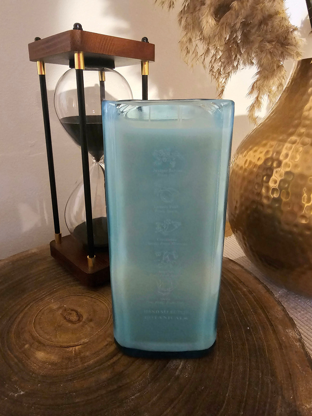🫐 Blueberry & Vanilla Bombay Sapphire Gin Bottle Candle